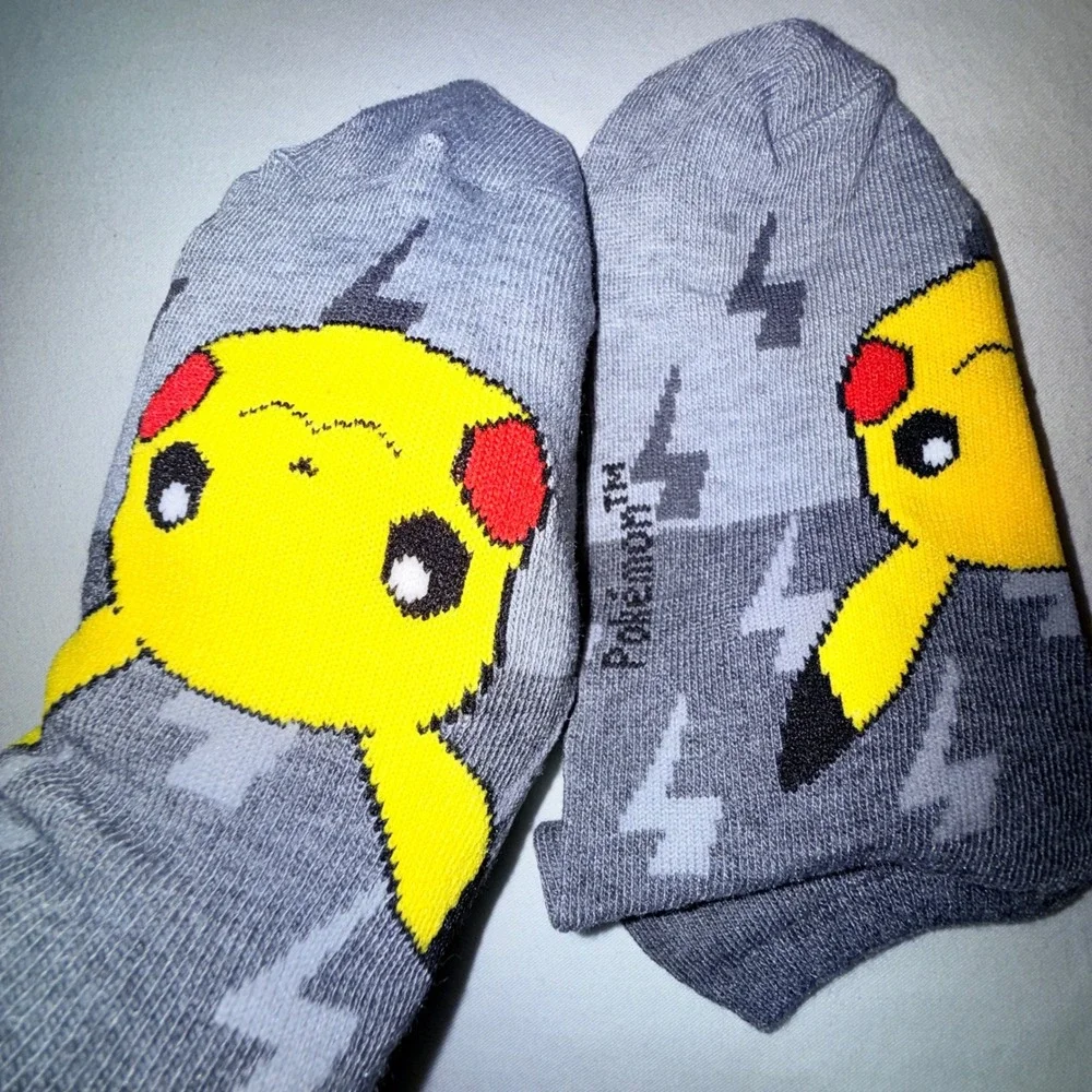 Pokemon No-Show Socks Kids M/L Size 3-10 Grey Yellow NEW 6 Pairs